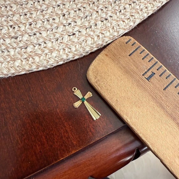 Gold Tone Cross Pendant - Picture 2 of 2